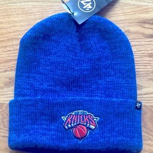 NY Knicks winter hat - never worn